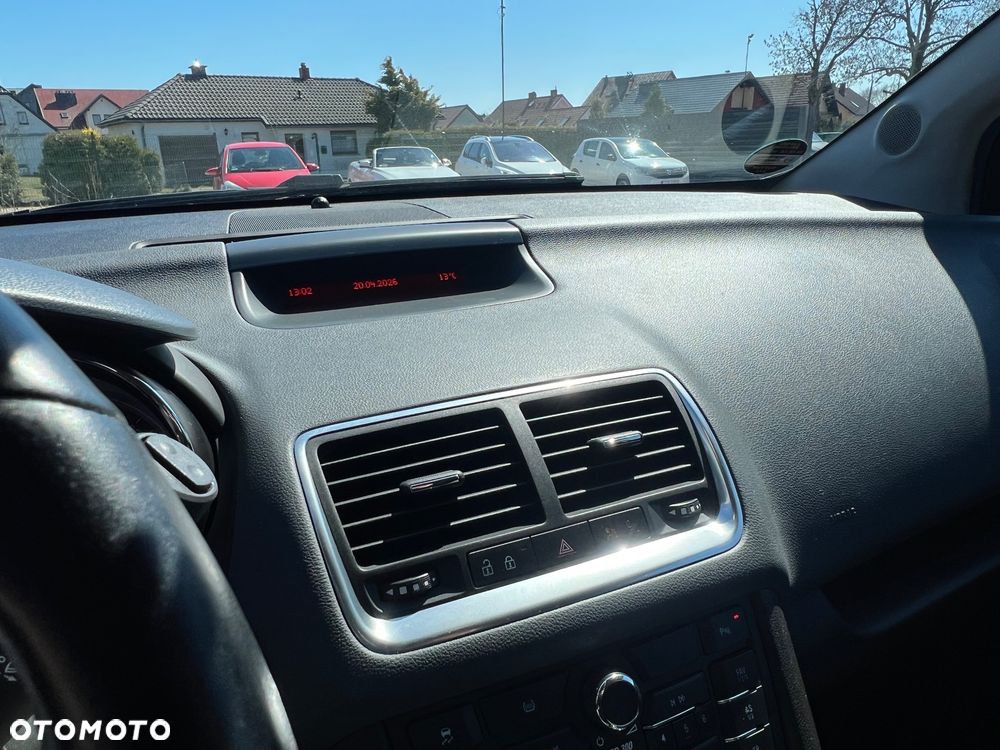 Opel Meriva 1.4 T Cosmo S&S - 21