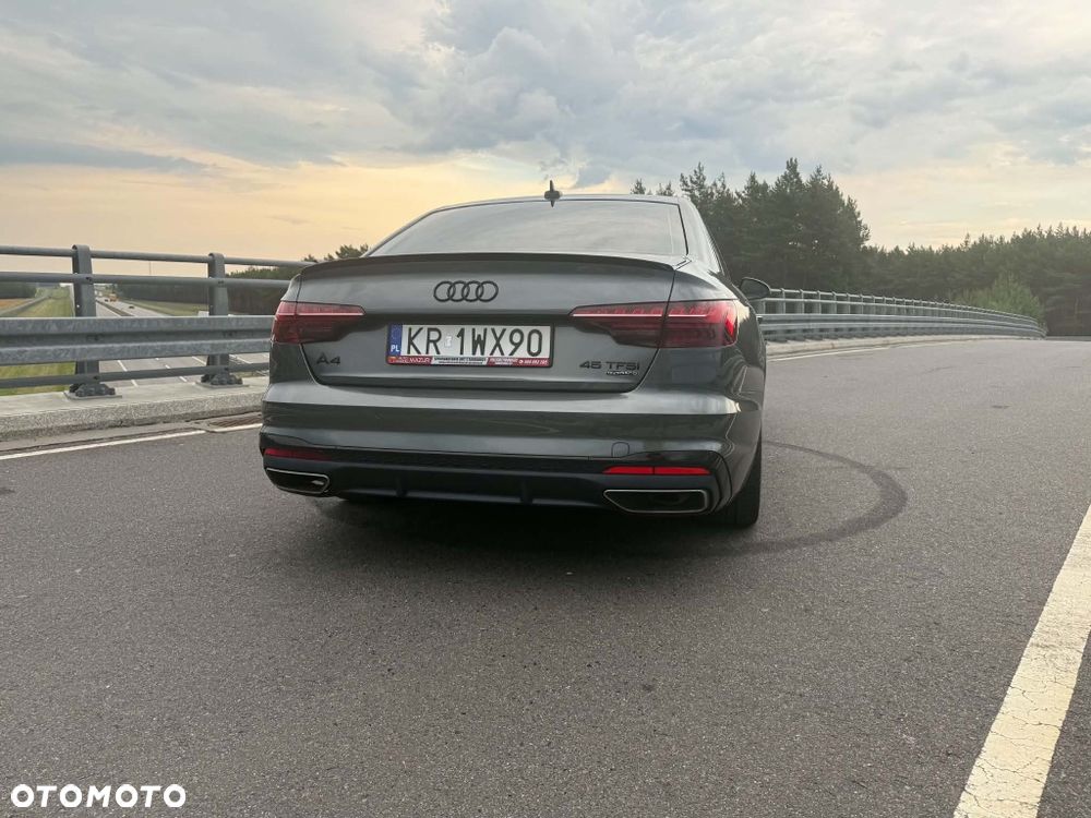 Audi A4 Limousine - 3