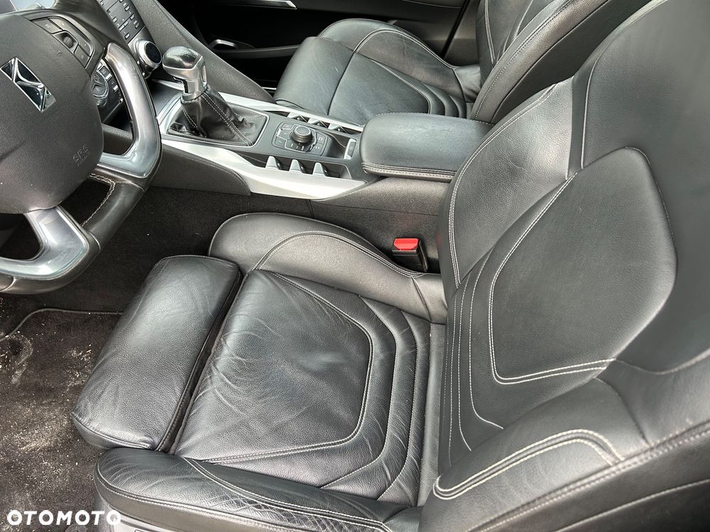 Citroën DS5 HDi 165 Business - 8