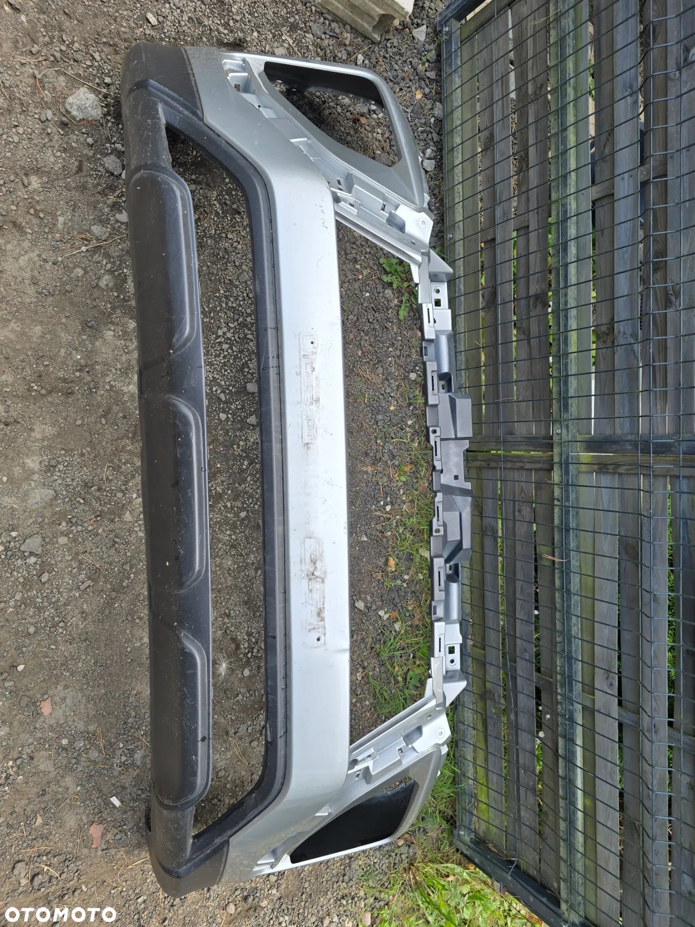Mitsubishi eclipse cross lift zderzak przód bez dziur - 1