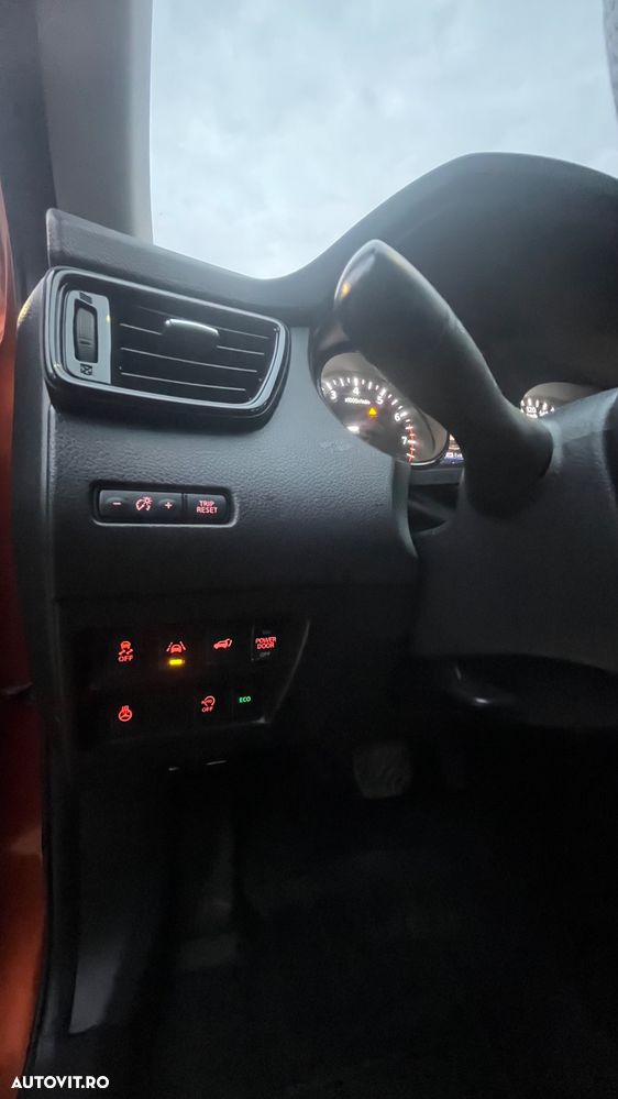 Nissan X-Trail 1.3 DIG-T N-Connecta - 10