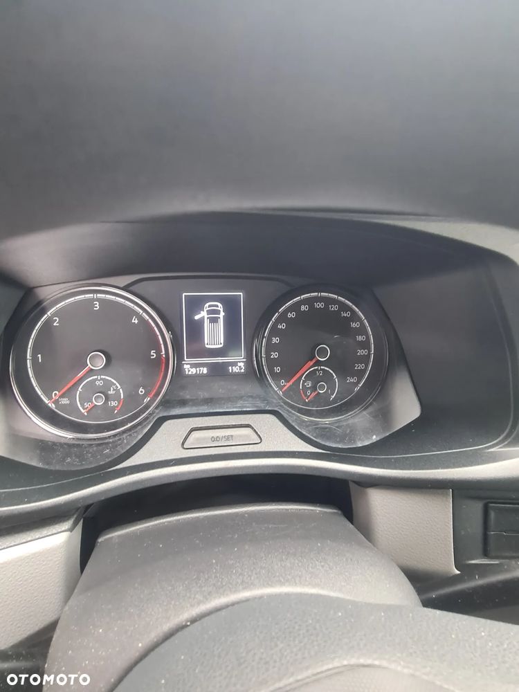 Volkswagen Caravelle 2.0 TDI L2 Comfortline DSG - 17