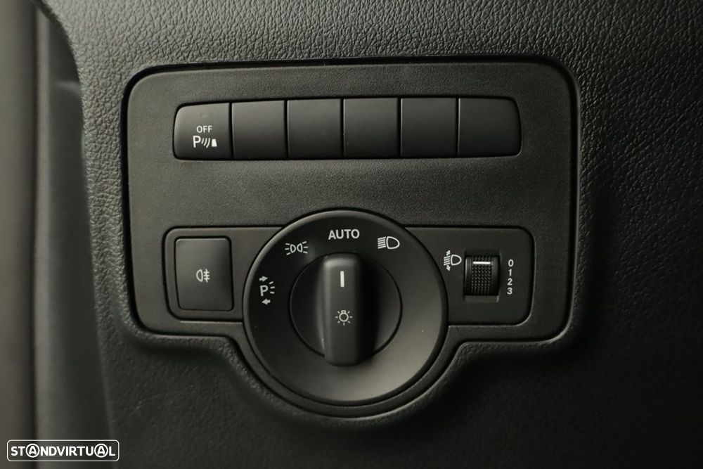 Mercedes-Benz Vito Tourer Longa Aut. SELECT - 16