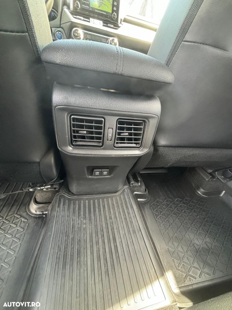 Toyota RAV4 2.5 VVT-iE 4x4 Luxury - 22