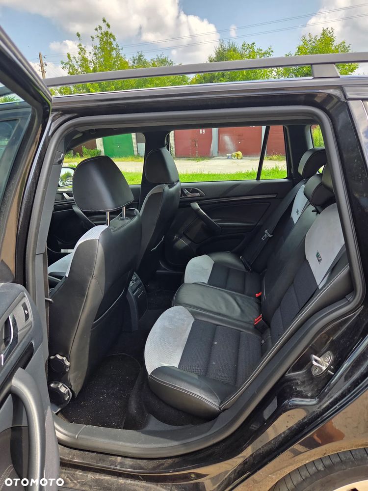 Skoda Octavia 2.0 TDI CR DPF RS - 7