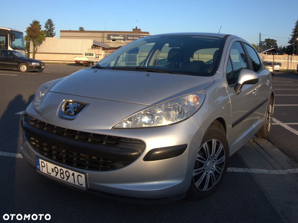 Peugeot 207 - 2