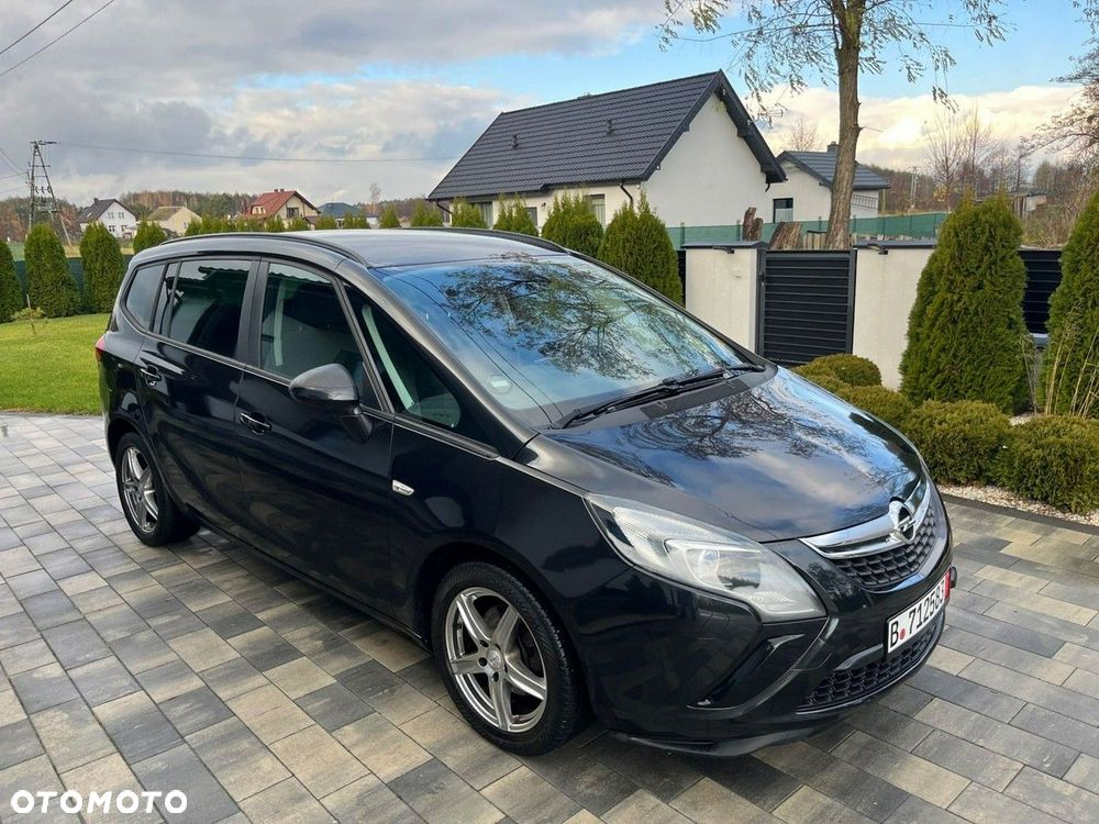Opel Zafira - 11