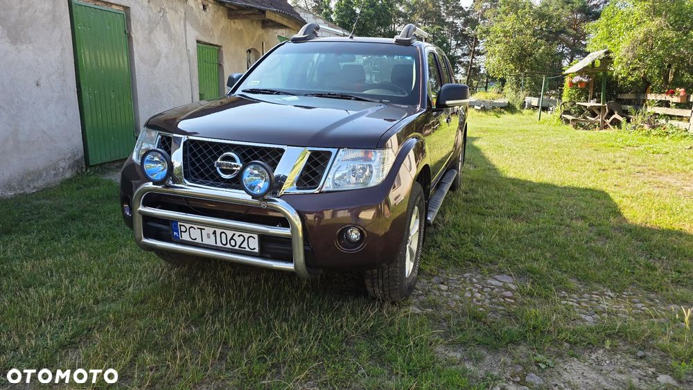 Nissan Navara 2.5 D SE Long - 1