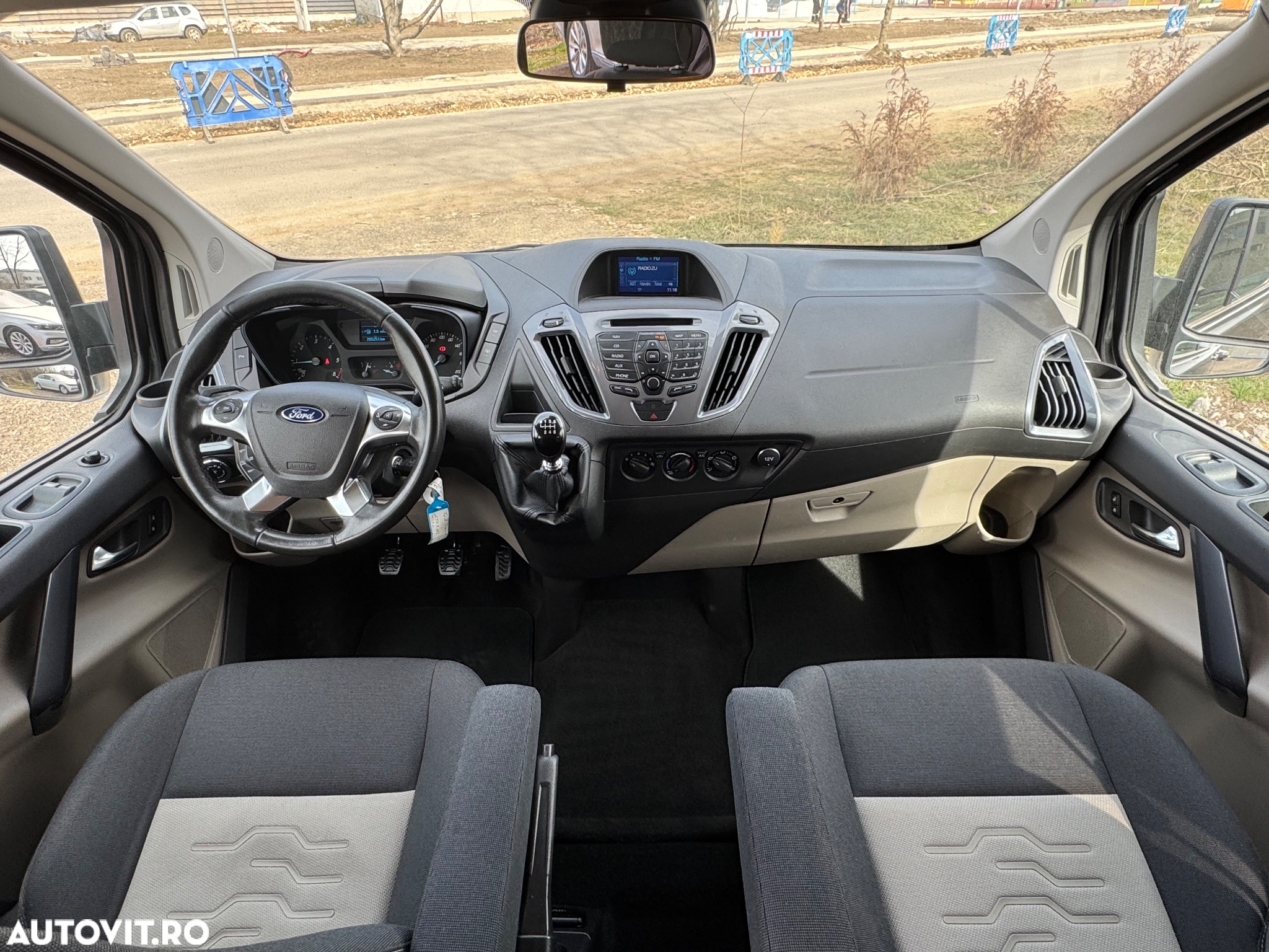 Ford Transit Custom Limited - 11