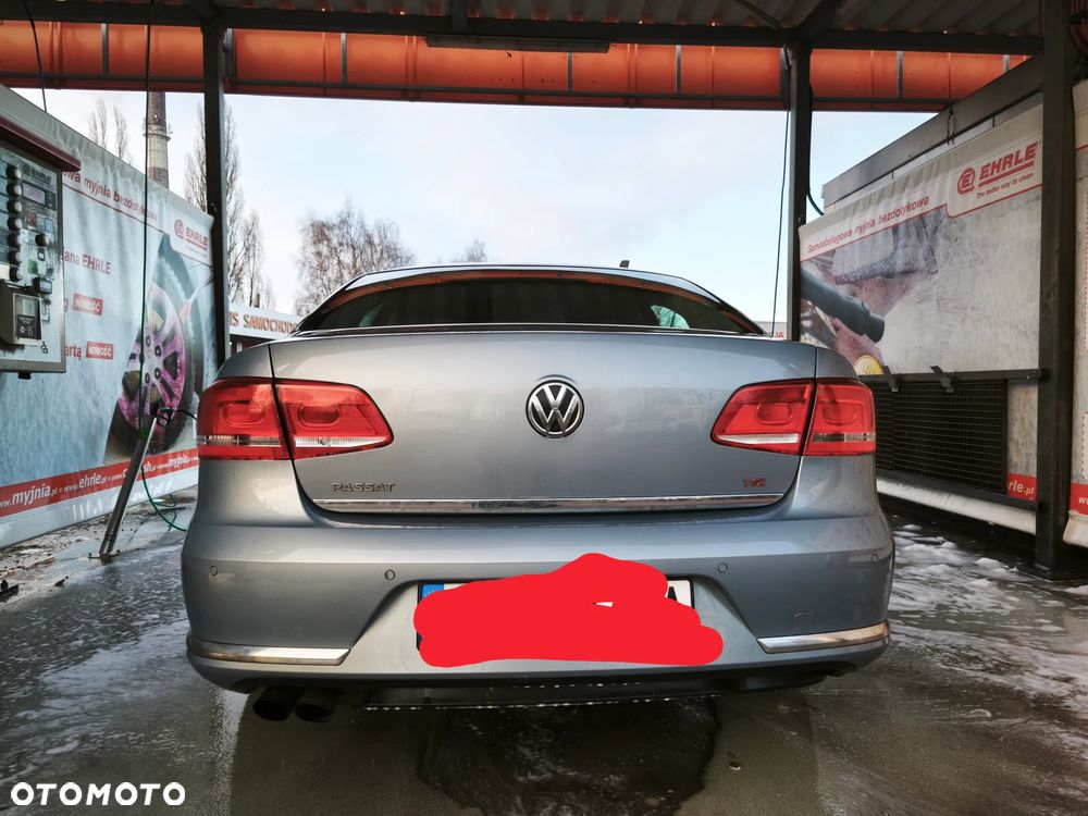Volkswagen Passat 1.8 TSI Comfortline - 11