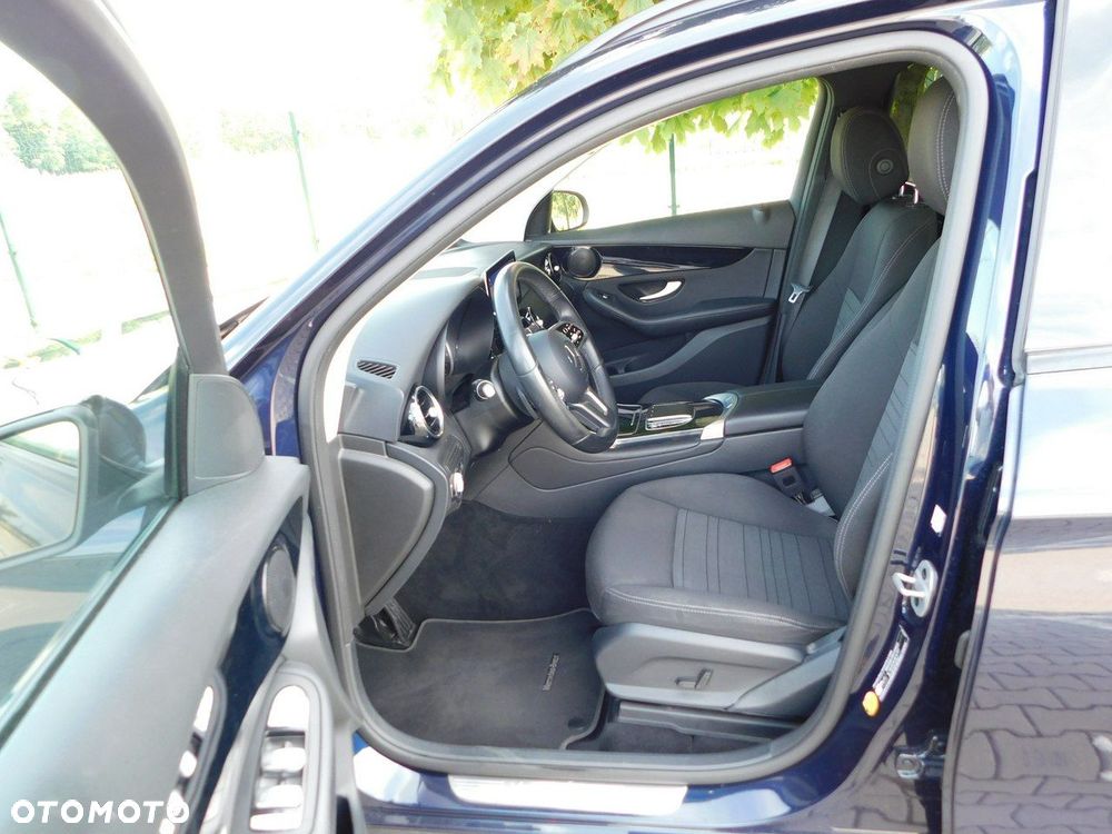 Mercedes-Benz GLC - 16