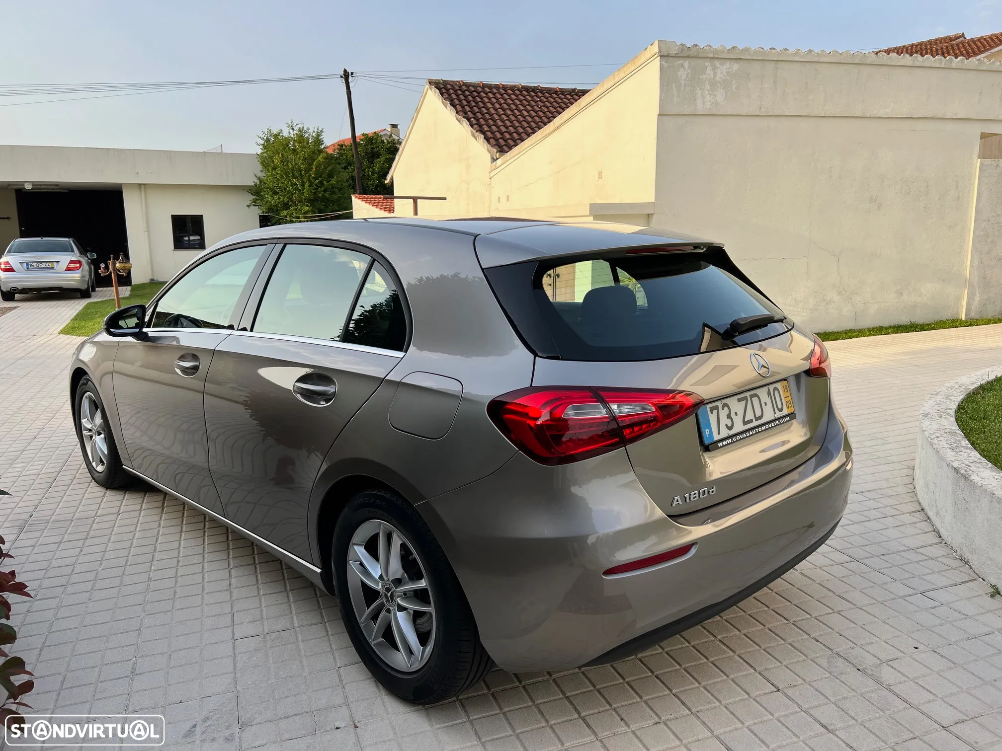 Mercedes-Benz A 180 d Style Plus Aut. - 4