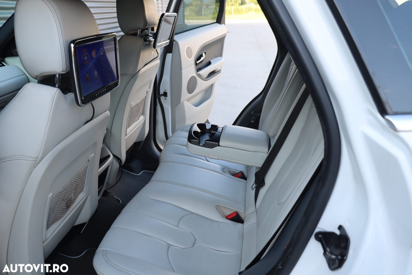 Land Rover Range Rover Evoque - 9