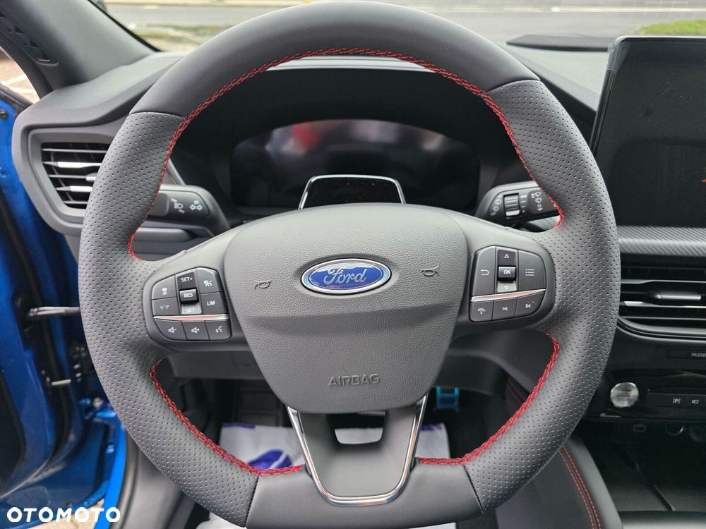 Ford Kuga - 19