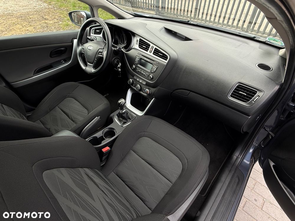 Kia Ceed 1.6 CRDi S - 24