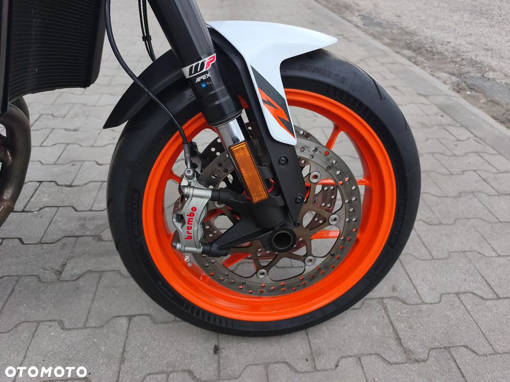 KTM Duke - 18