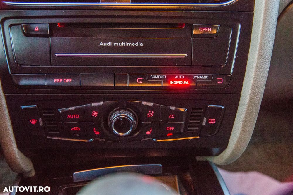 Audi A4 2.0 TDI Multitronic - 32