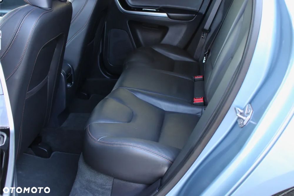 Volvo XC 60 D3 Summum - 16