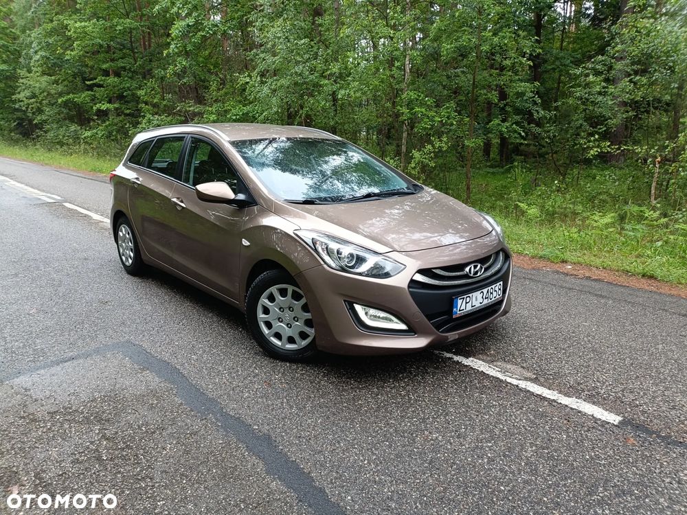 Hyundai i30 1.6 CRDi Comfort - 38