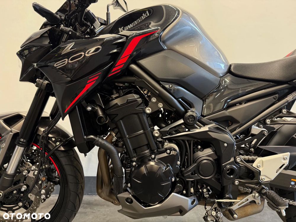 Kawasaki Z 900 - 11