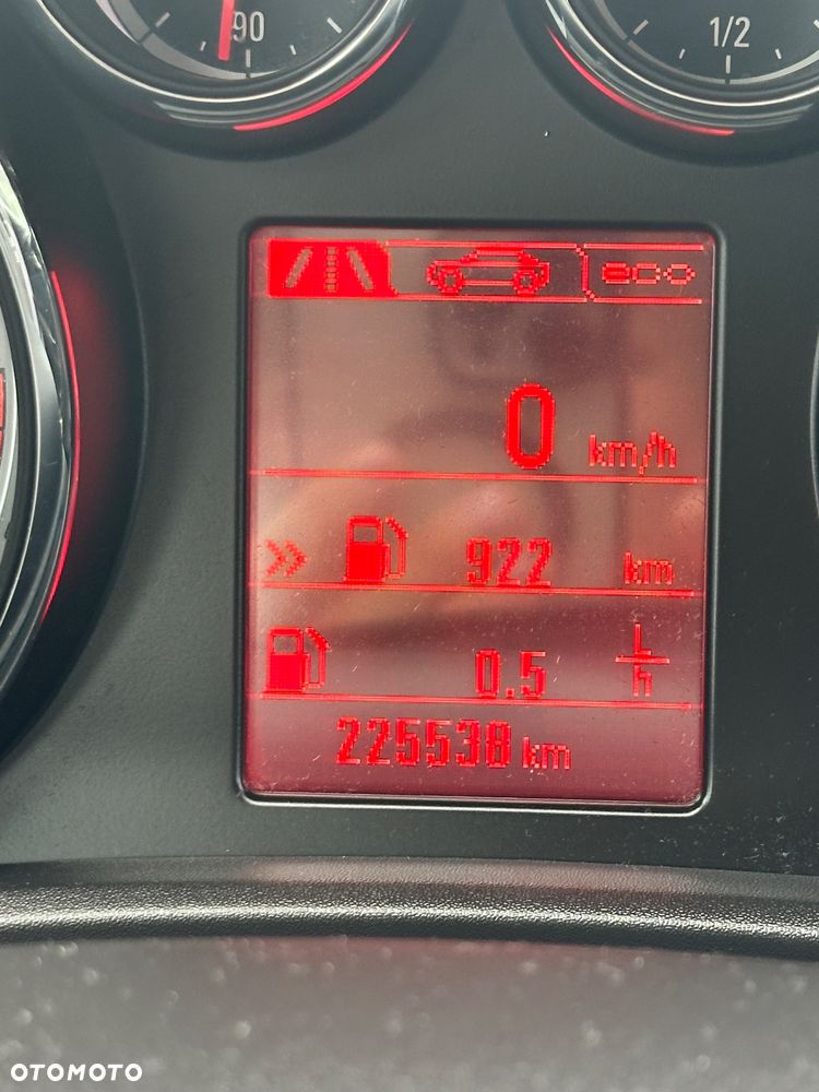 Opel Astra 1.6 CDTI Sport - 11