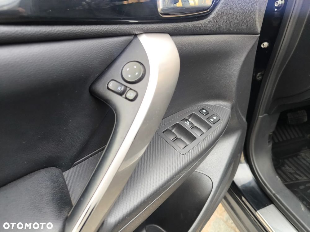 Mitsubishi Eclipse Cross 1.5 T-MIVEC 4WD CVT Diamant+ - 4