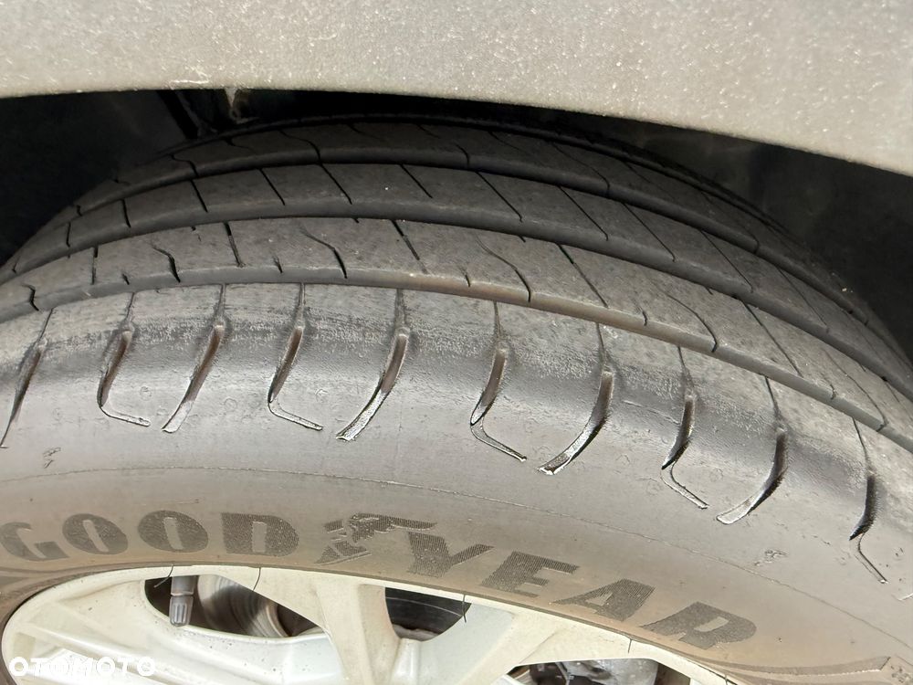 Ford Kuga 1.5 EcoBoost FWD Titanium ASS - 12