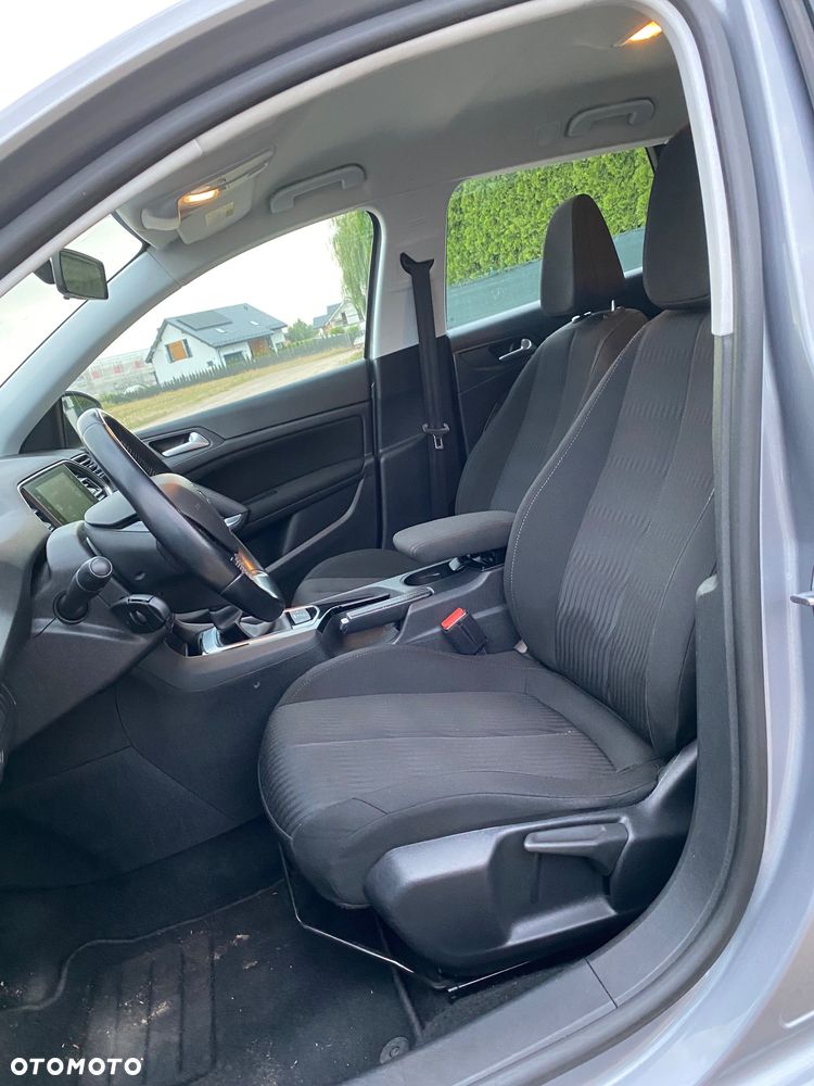 Peugeot 308 - 16