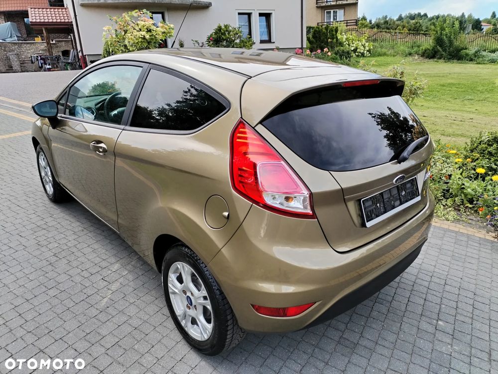 Ford Fiesta - 35