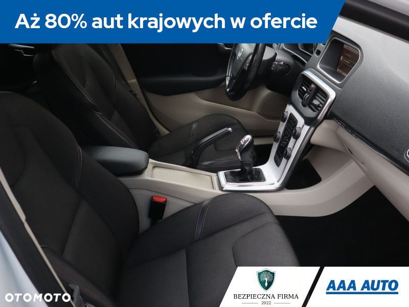Volvo V40 - 11