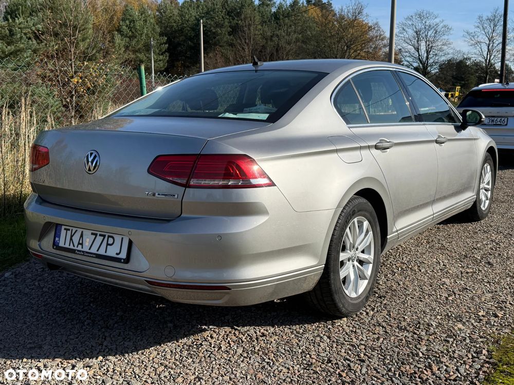 Volkswagen Passat 1.4 TSI BMT Comfortline - 4
