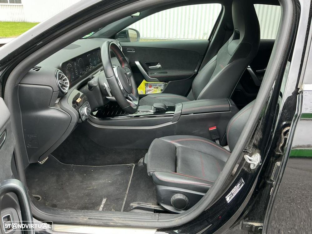 Mercedes-Benz A 250 e AMG Line - 12