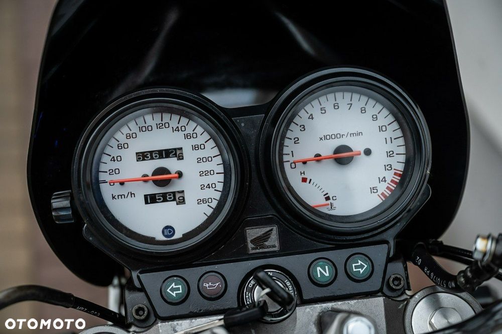 Honda Hornet - 9