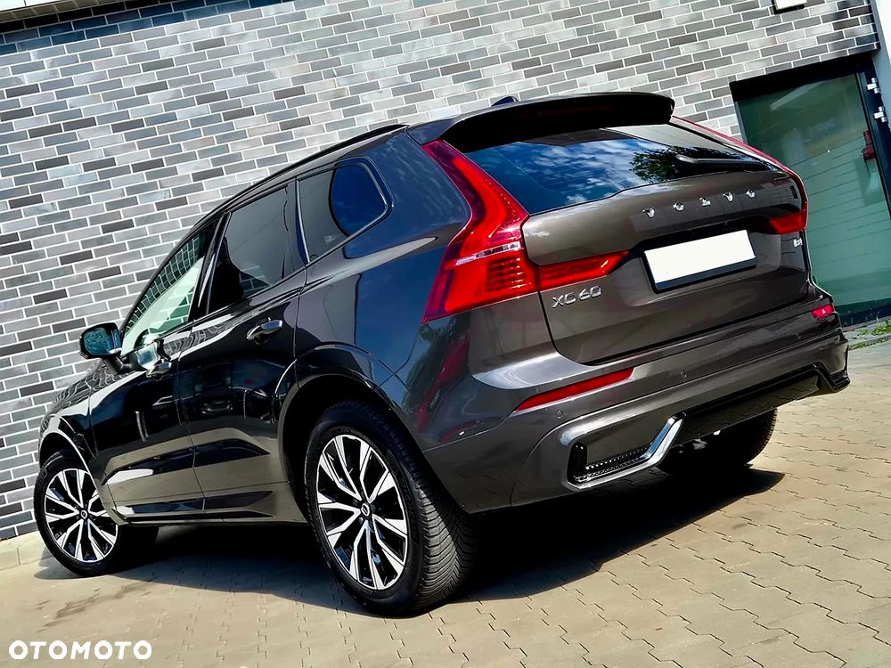 Volvo XC 60 B4 D Ultimate Dark - 13