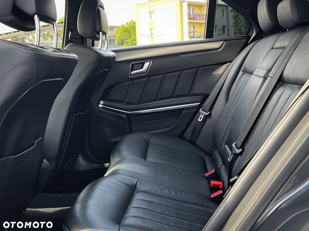 Mercedes-Benz Klasa E 220 BlueTEC 9G-TRONIC Avantgarde - 22