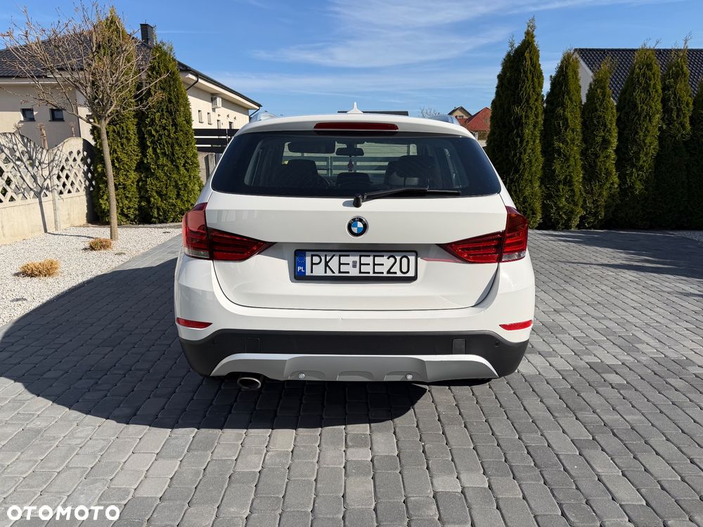 BMW X1 sDrive18d xLine - 12