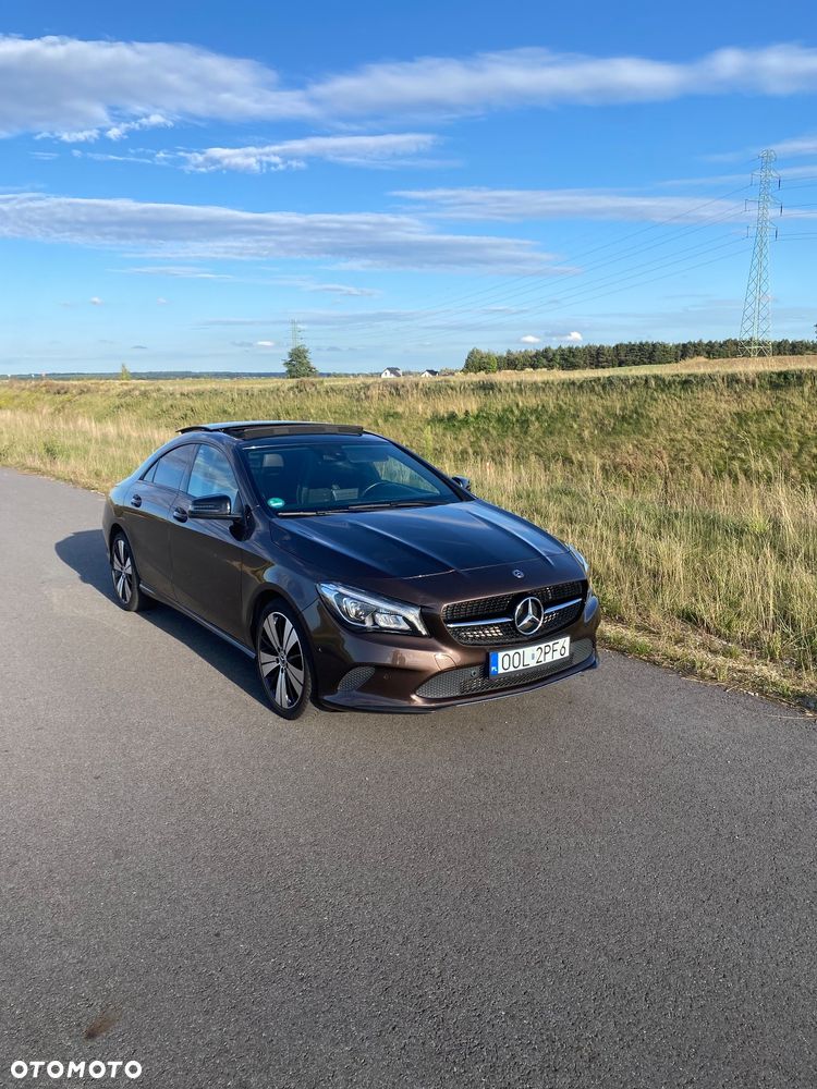Mercedes-Benz CLA 180 - 18