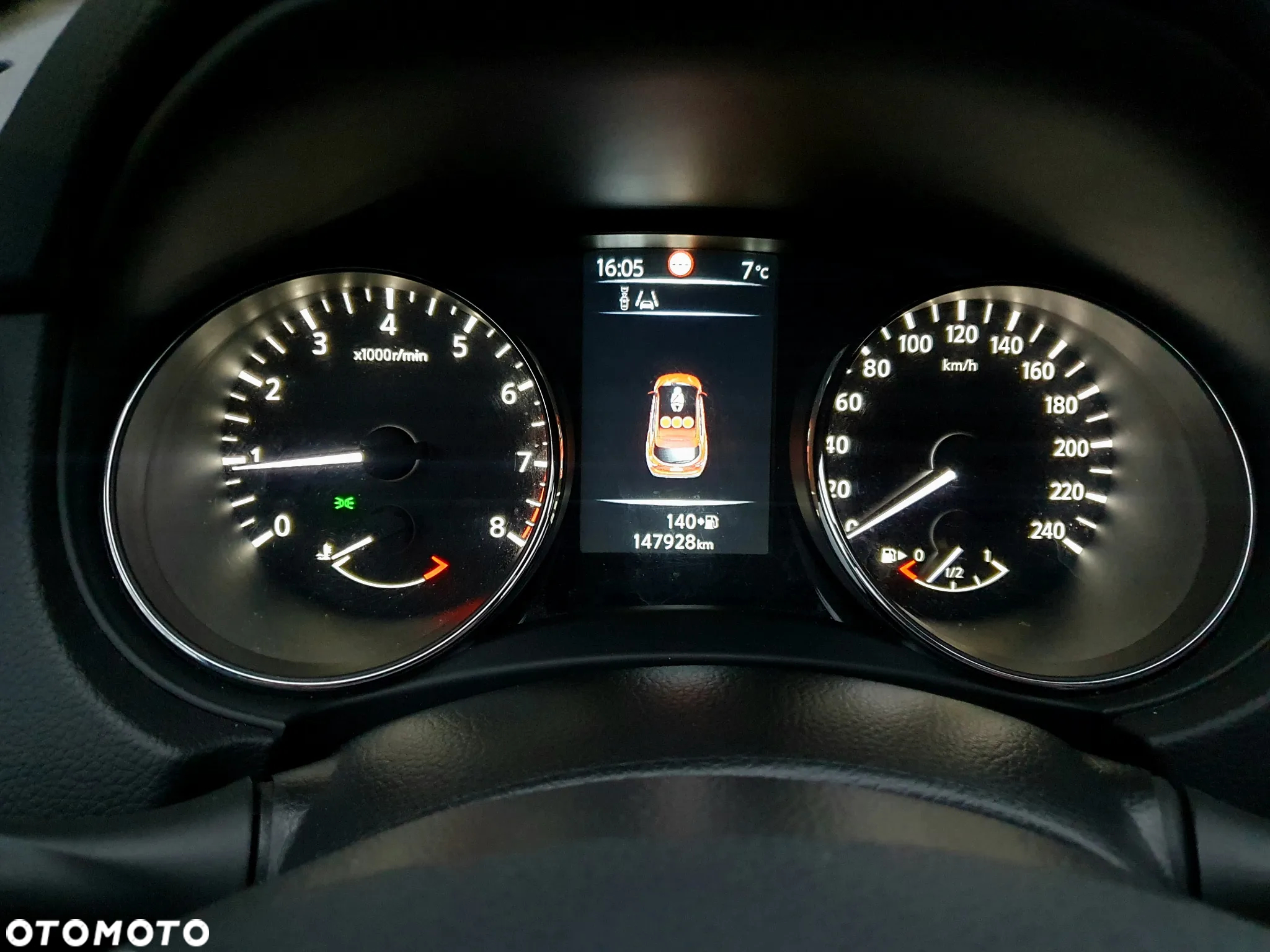 Nissan Qashqai 1.2 DIG-T Visia EU6 - 8