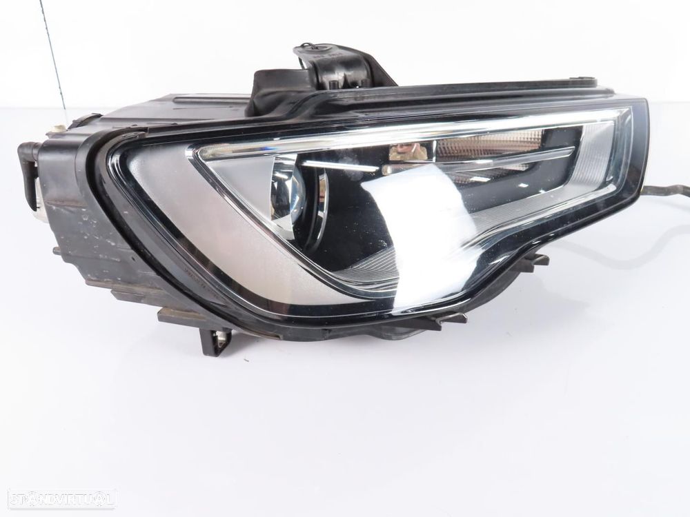 Farol Xenon Direito Usado / Original AUDI A3 (8V1, 8VK)/AUDI A3 Sportback (8VA,... - 2