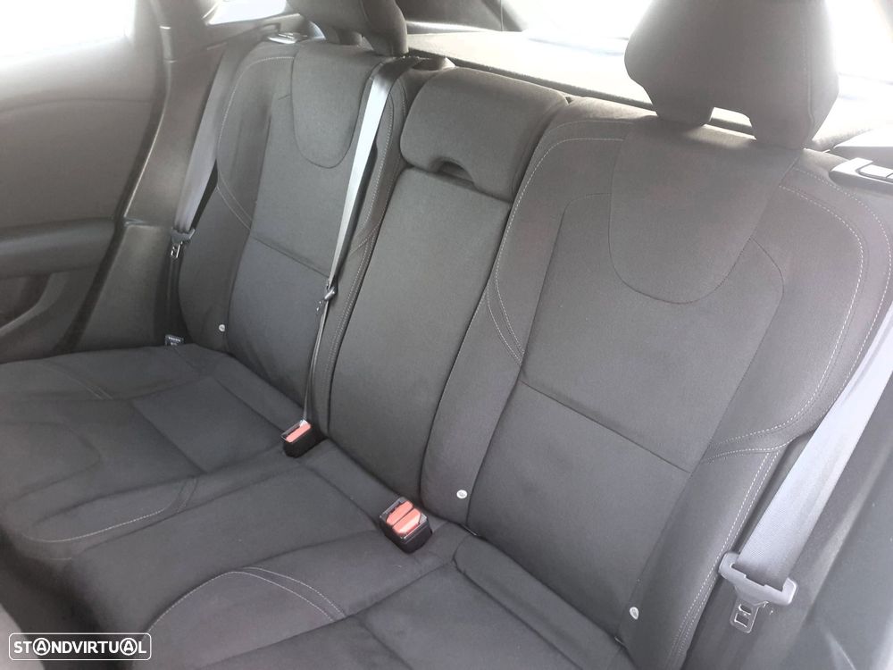Volvo V40 1.6 D2 Eco Kinetic - 40