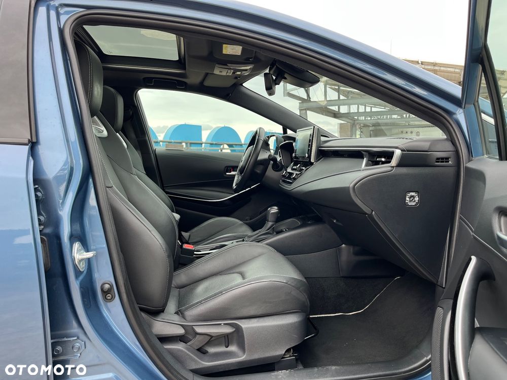 Toyota Corolla - 15