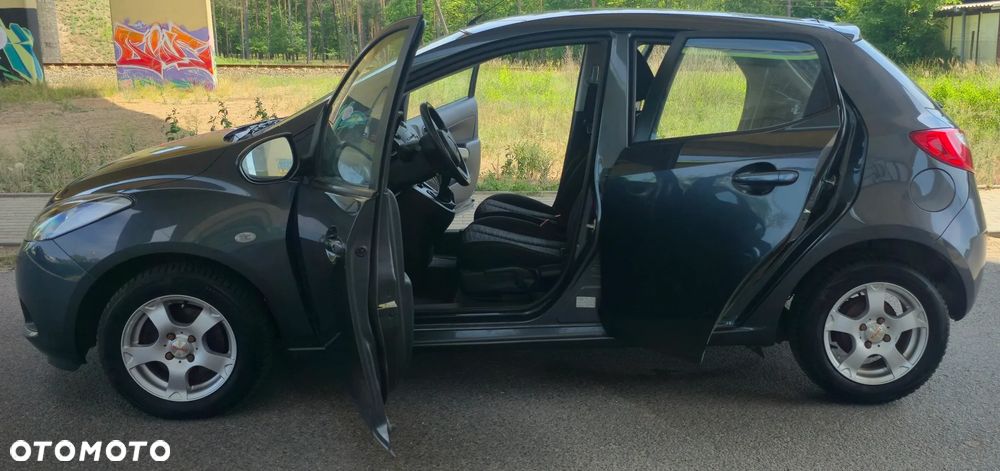 Mazda 2 1.3 Dynamic - 17