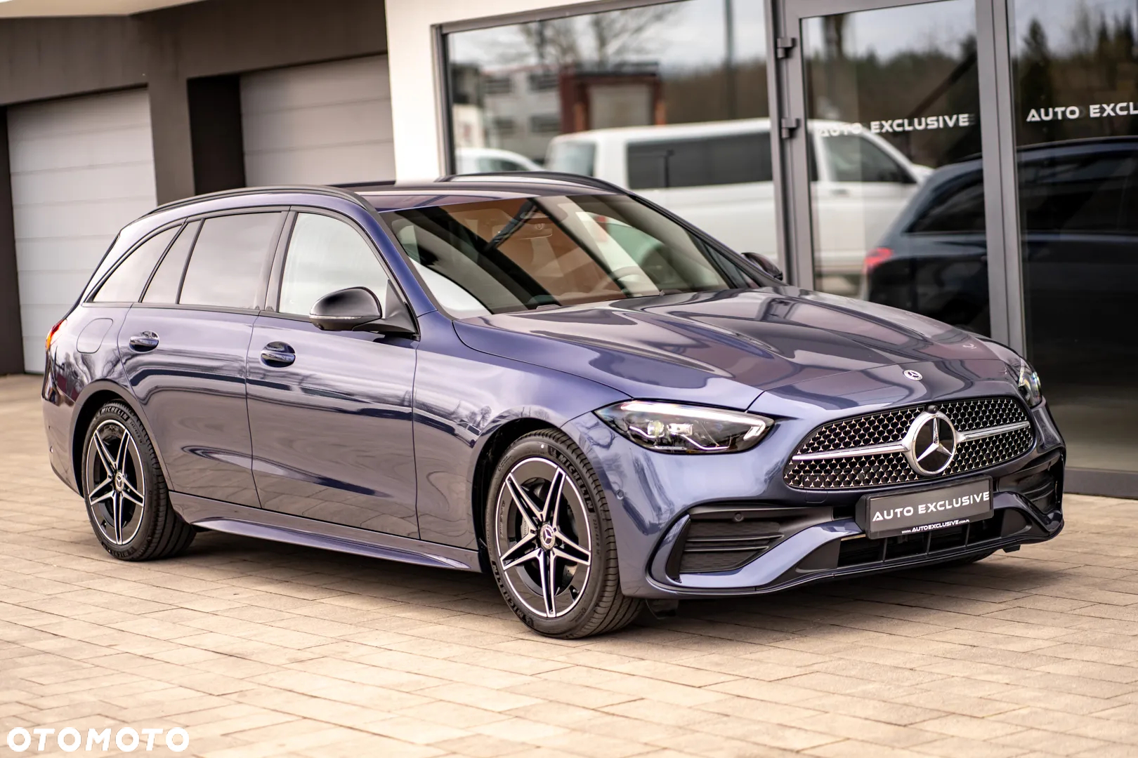 Mercedes-Benz Klasa C 200 4Matic T 9G-TRONIC AMG Line Advanced - 17
