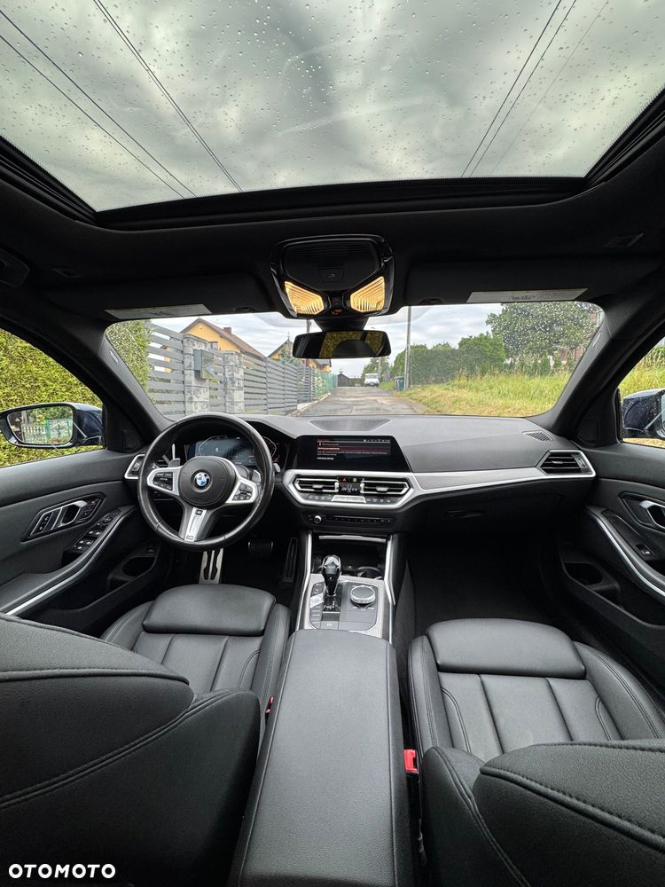 BMW Seria 3 330i xDrive M Sport - 6