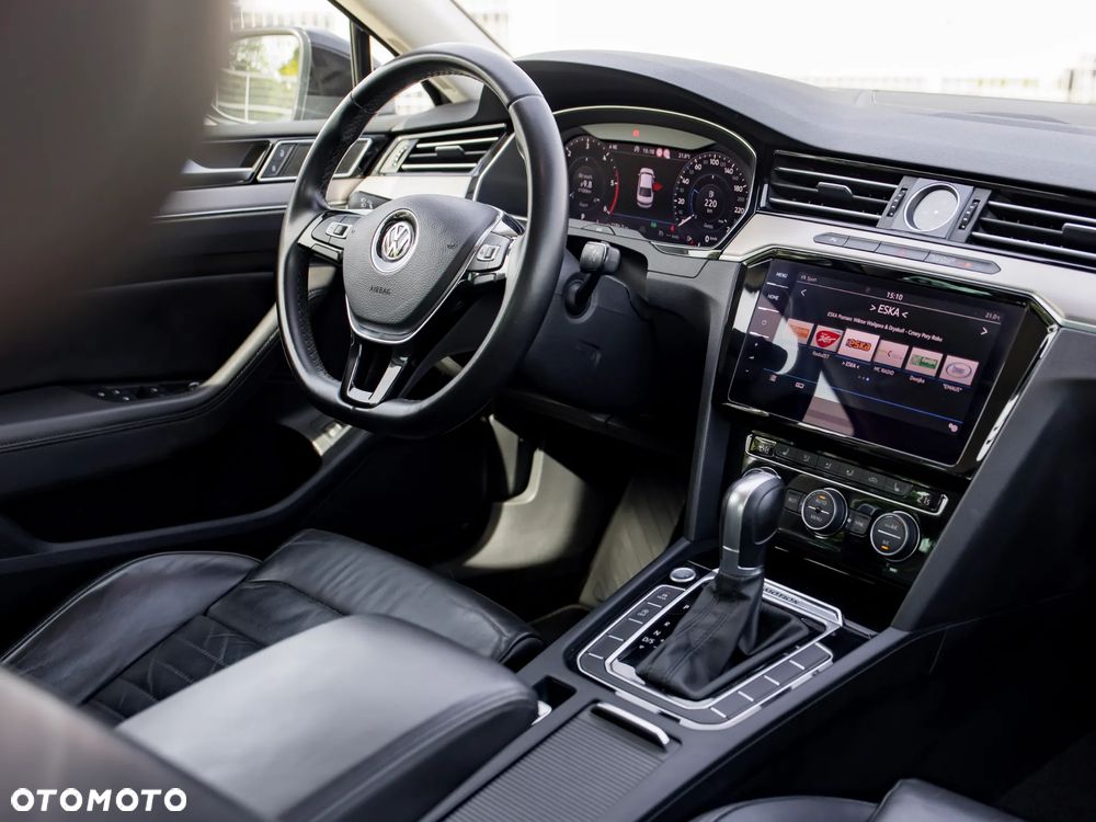 Volkswagen Passat 2.0 TDI 4Mot Elegance DSG - 12