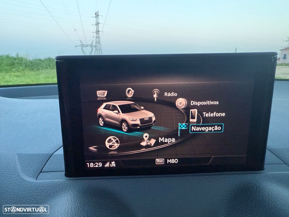 Audi Q2 30 TDI S tronic design - 24