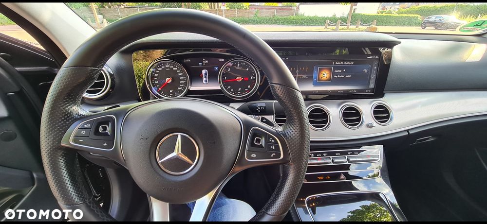 Mercedes-Benz Klasa E - 14
