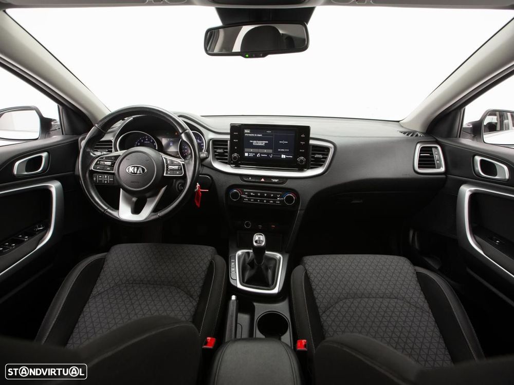 Kia Ceed 1.0 T-GDI Urban - 6