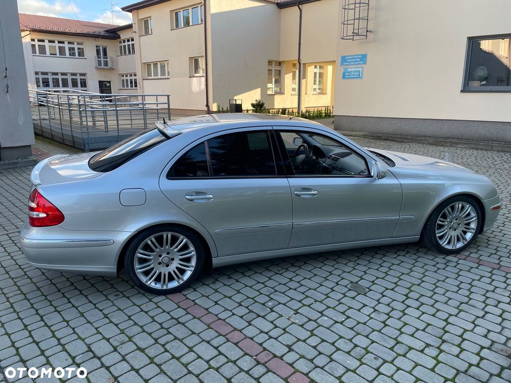 Mercedes-Benz Klasa E - 6