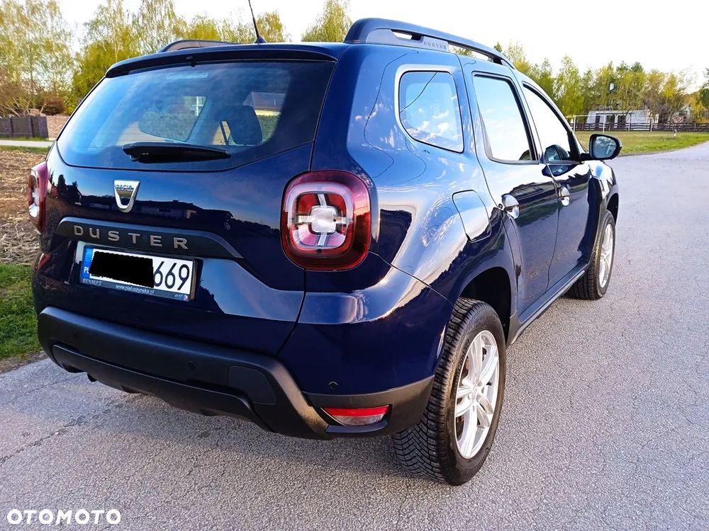 Dacia Duster 1.6 SCe Laureate S&S - 8